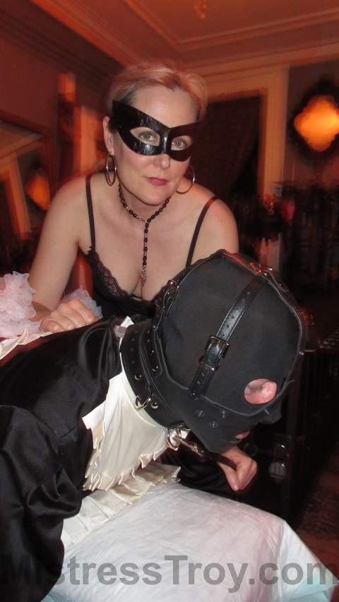 MISTRESS TROY and MISTRESS VENUS Dominatrixes New York City NY double-domme BDSM and fetish sessions in private dungeon