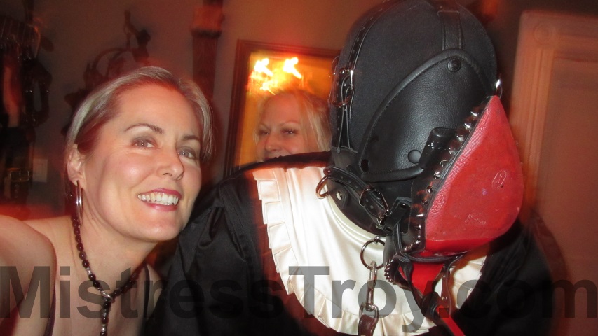 MISTRESS TROY and MISTRESS VENUS Dominatrixes New York City NY fetish and BDSM sessions in private dungeon and double-domme sessions